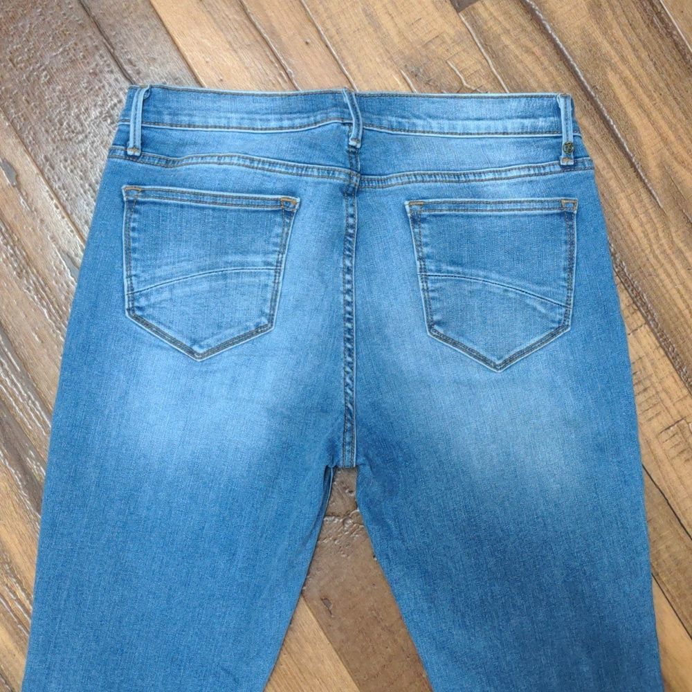 Driftwood Jackie Classic Fit Jeans Pearl Decor Women's 29x28 - Picture 3 of 12